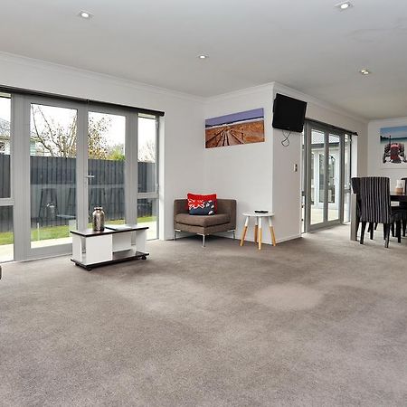 Ilam Villa - Christchurch Holiday Homes المظهر الخارجي الصورة