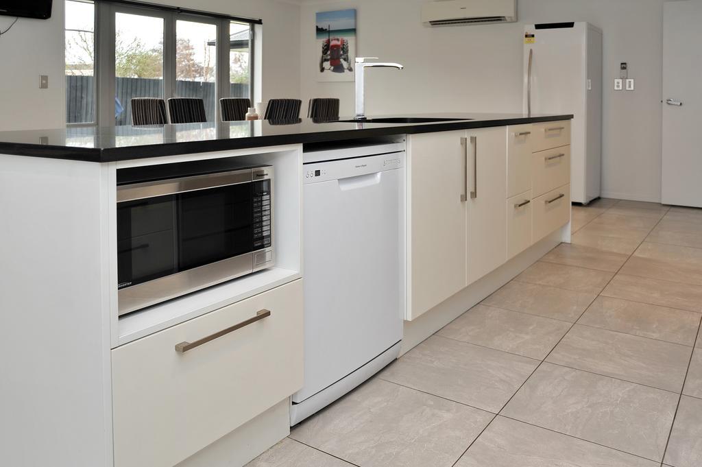 Ilam Villa - Christchurch Holiday Homes المظهر الخارجي الصورة